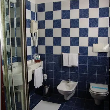 فندق Visconti ميلزو